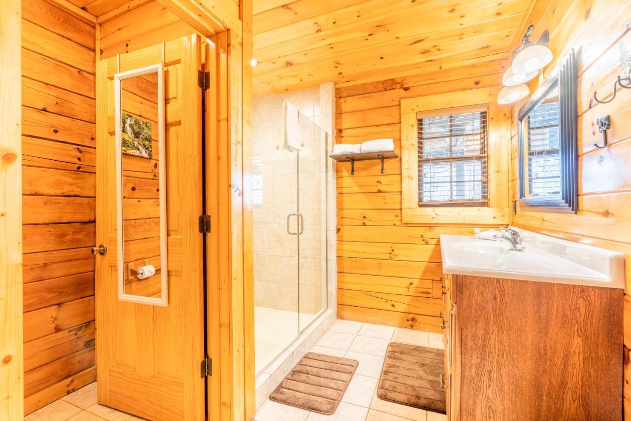 Comfort Cabin Bearway To Heaven W Private Hot Tub Pigeon Forge Zewnętrze zdjęcie