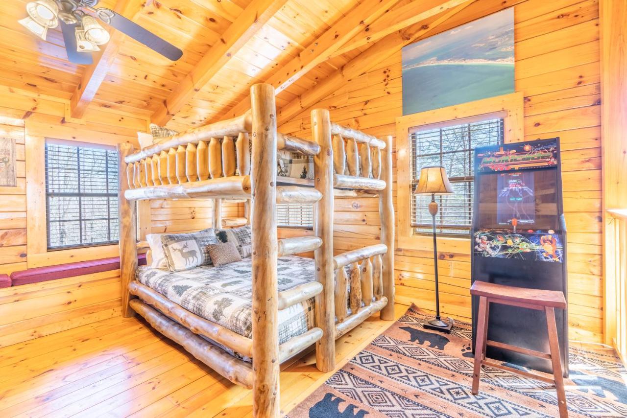 Comfort Cabin Bearway To Heaven W Private Hot Tub Pigeon Forge Zewnętrze zdjęcie